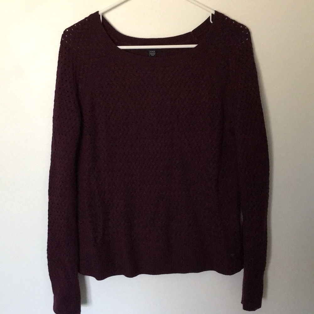 Maroon cable knit sweater